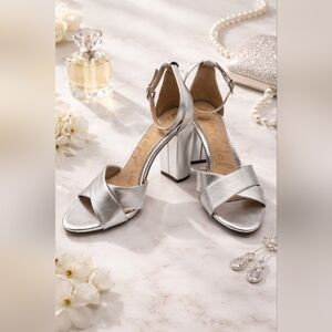 Sam Edelman Yancy Metallic Silver 4 Inch Block Heel Shoes W/Ankle Strap. 9M